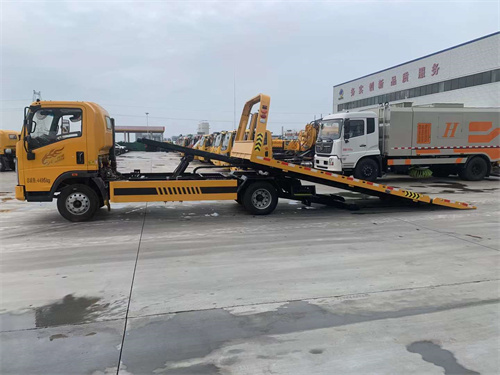 小豪曼3650軸距7噸板清障車不僅擁有出色的承載能力，還具有舒適性和安全性