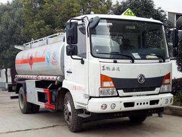 國五東風嘉運12方加油車 